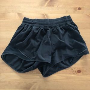 Lululemon Hotty Hot Short
